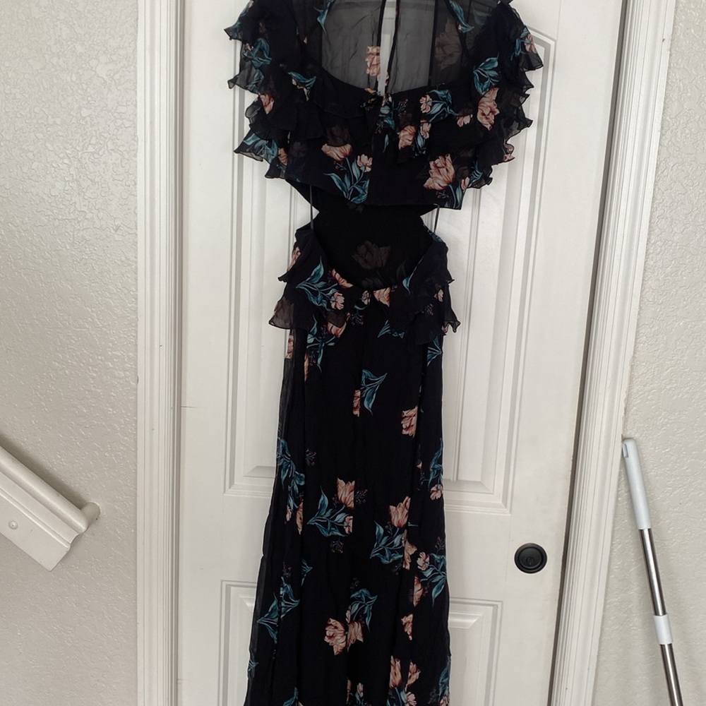 NICHOLAS 'Piper' Flowy Ruffle Cutout
Maxi Silk Dress, Size 4($850) - Picture 9 of 15